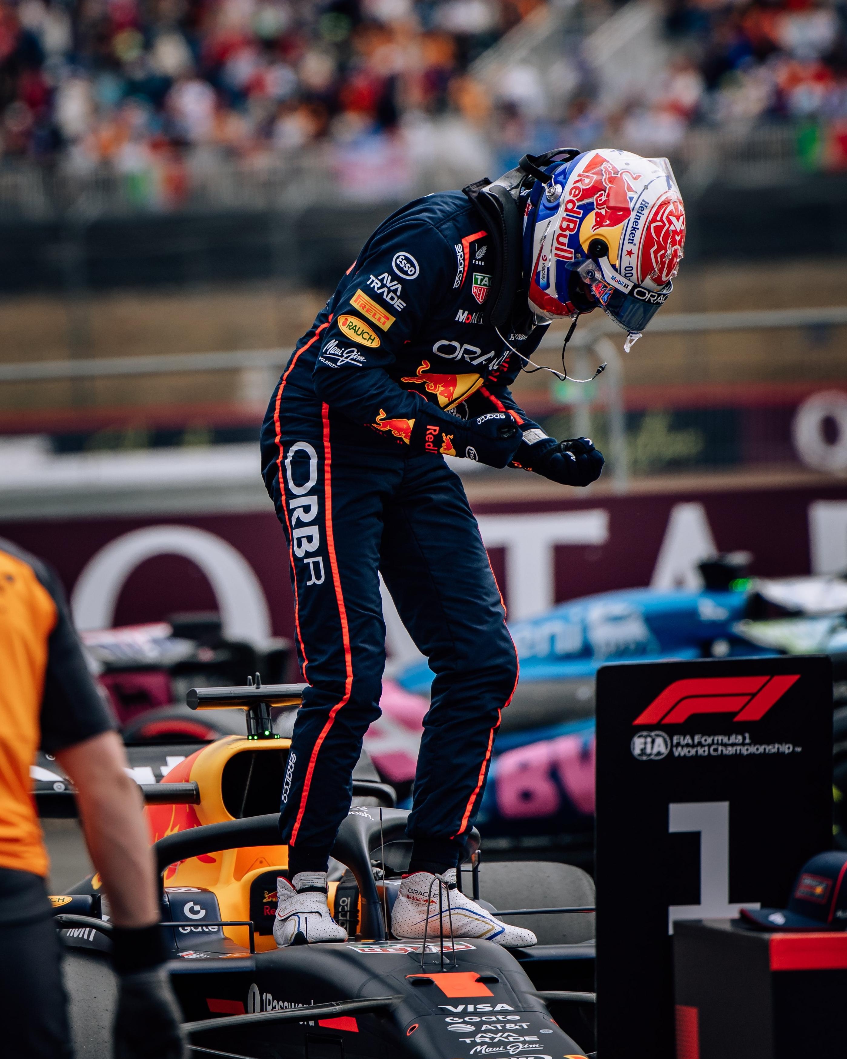 迈凯伦力克红牛车队,维斯塔潘带队取胜 迈凯伦力克红牛车队,维斯塔潘带队取胜