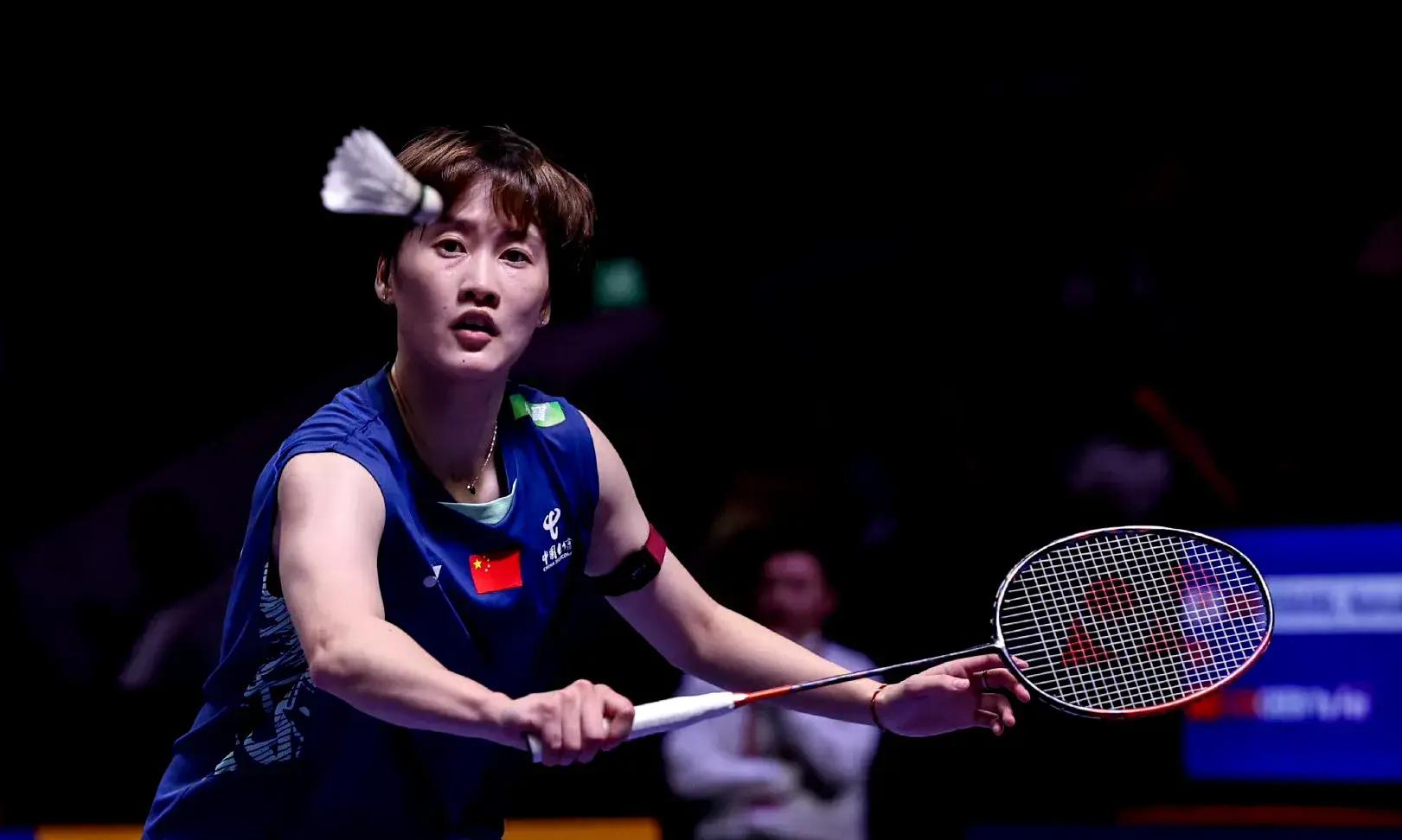 丹麦队翻盘中国队，陈雨菲点燃赛场