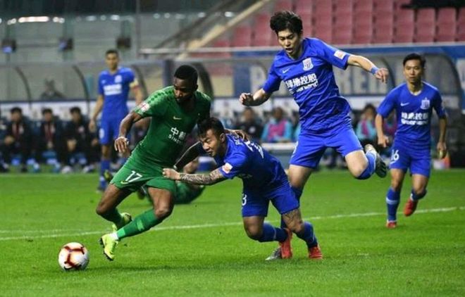 南极球队选手训练备战，争夺冠军希望大增