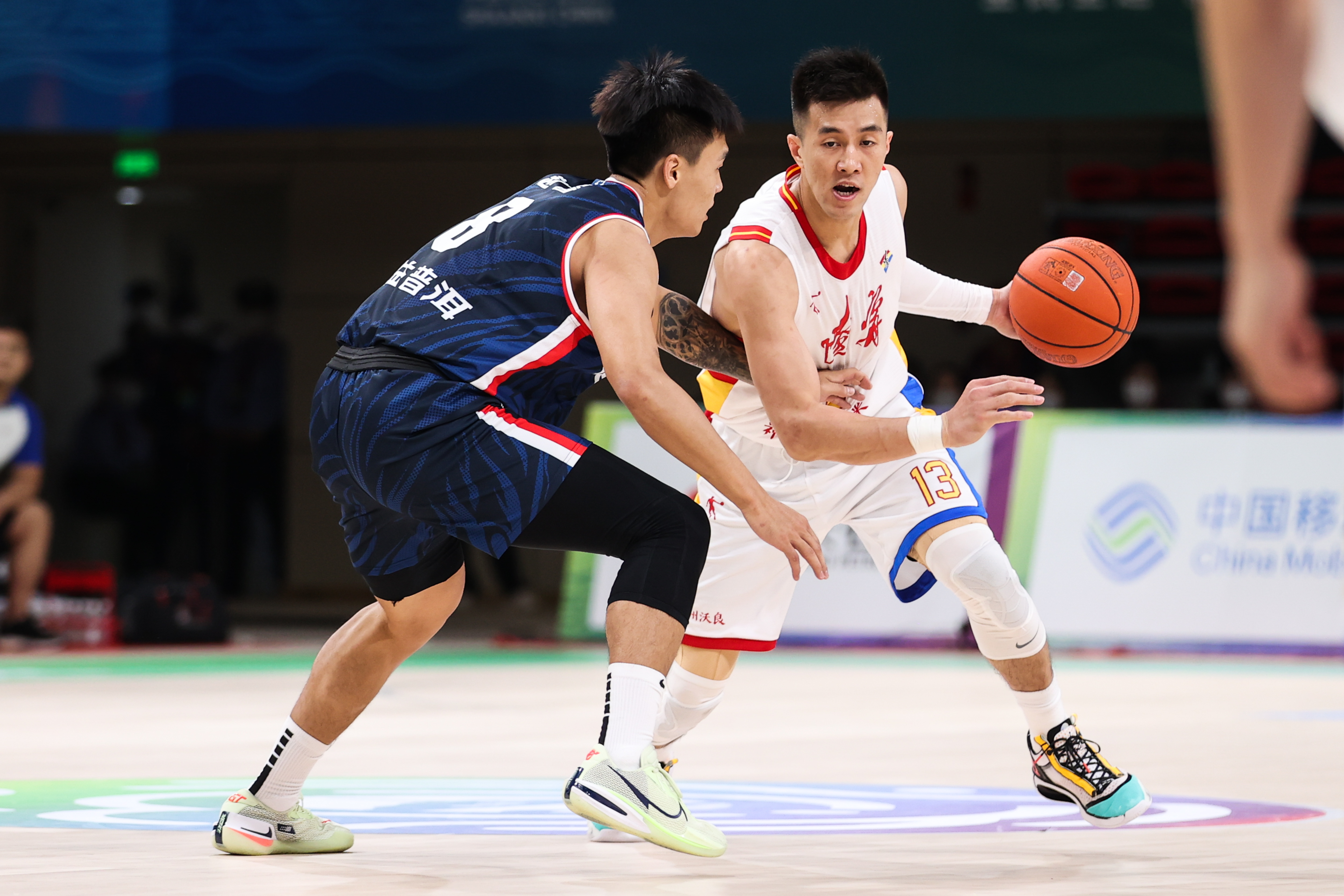 广东队翻盘山西队，郭艾伦关键制胜