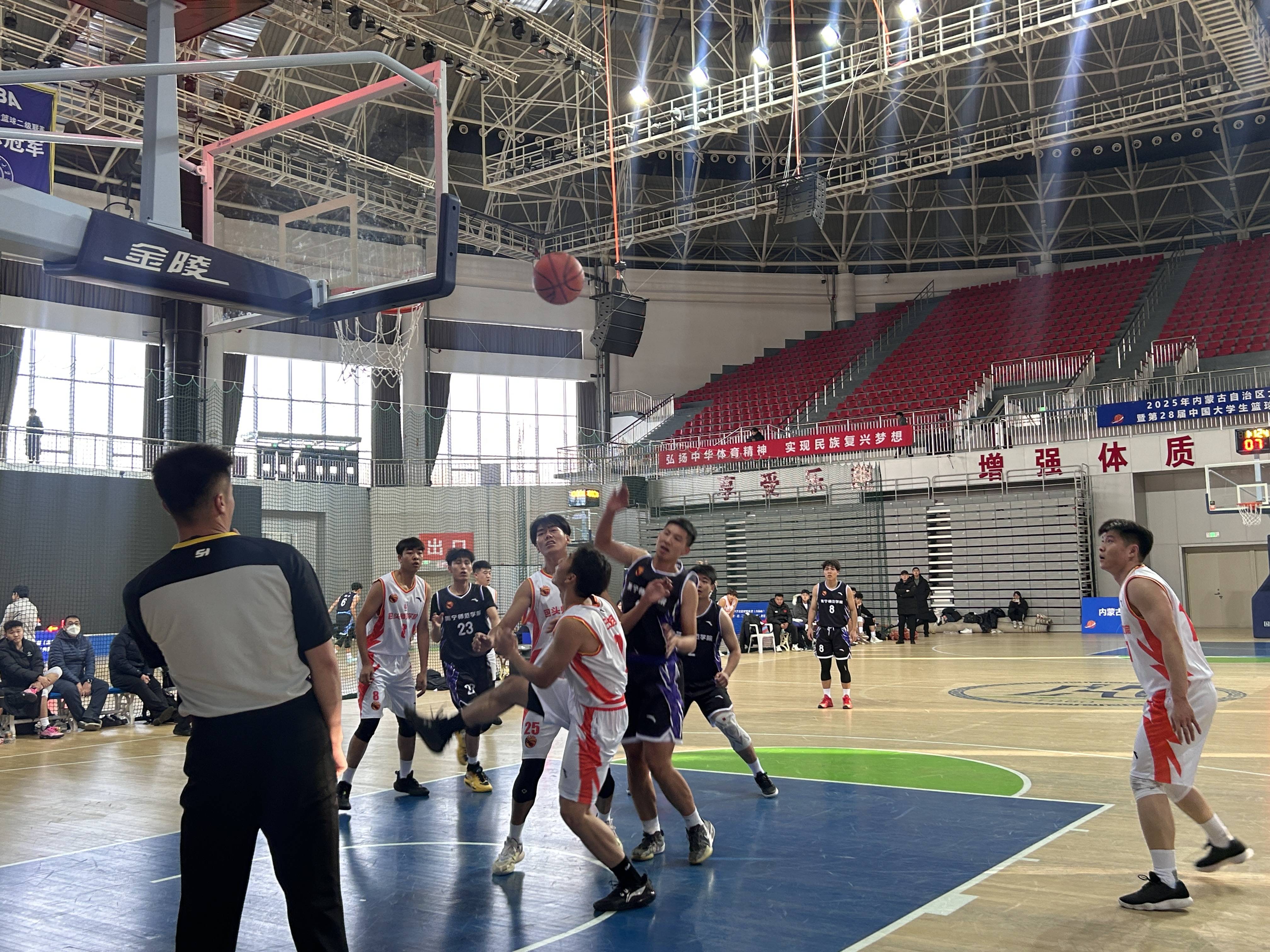 球迷关注的篮球赛事促成重大转变