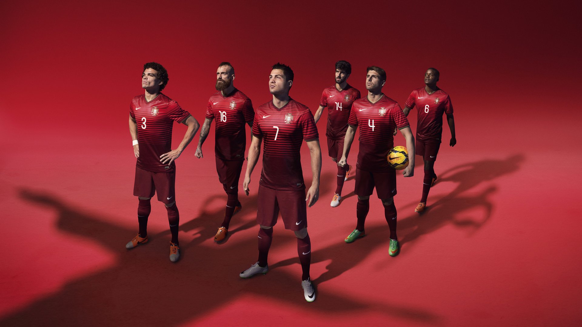 欧冠淘汰赛之夜,奥亚尔萨瓦尔用实力证明自己